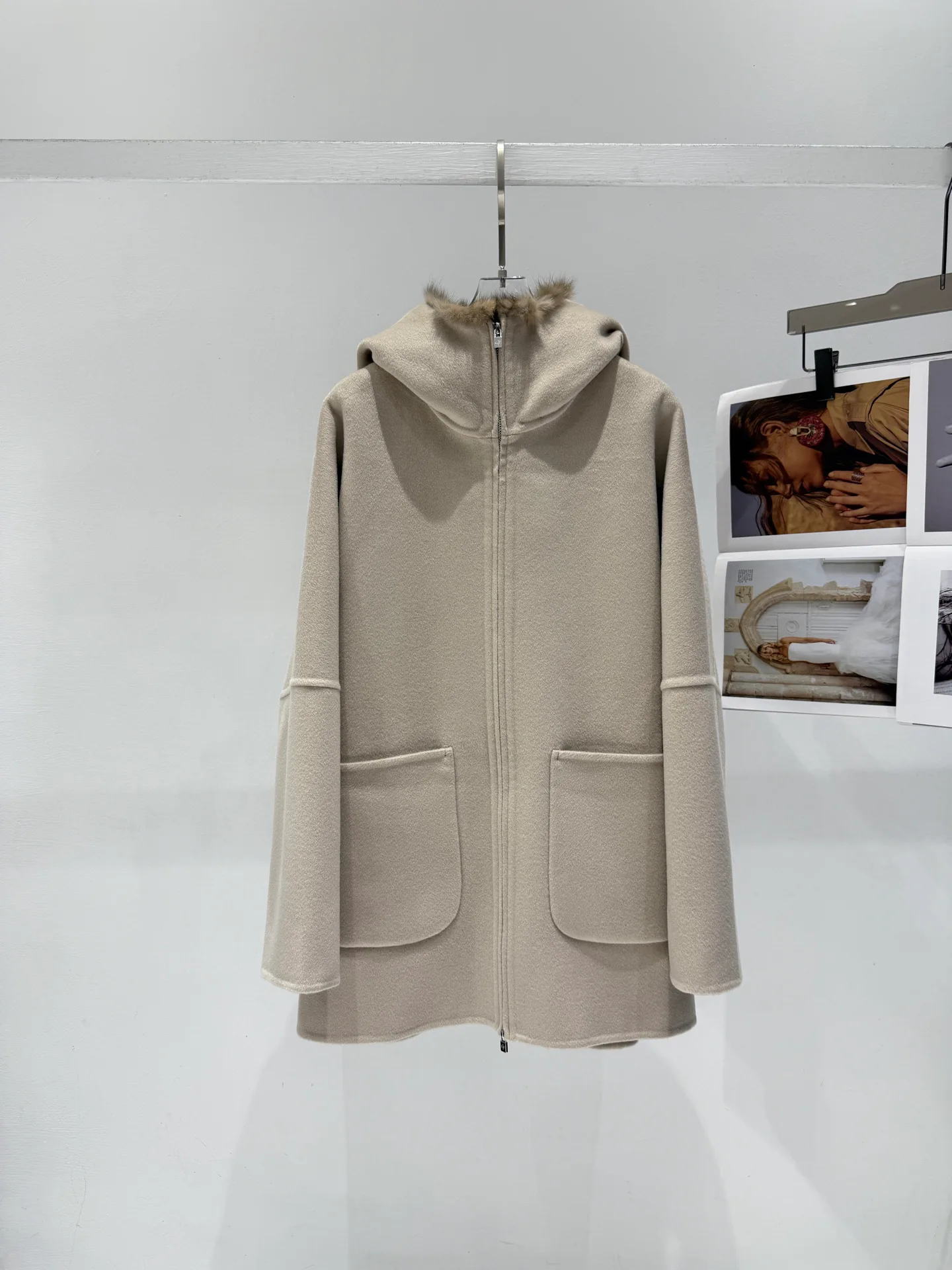 Women's Coats LORO PIANA 18513204