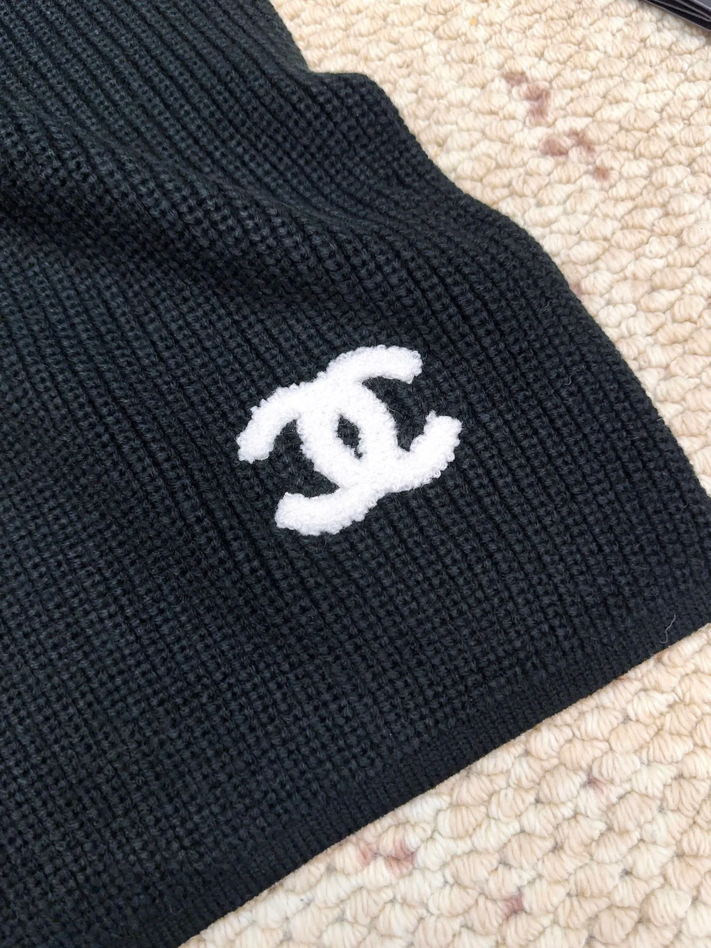 Scarves CHANEL 18105420