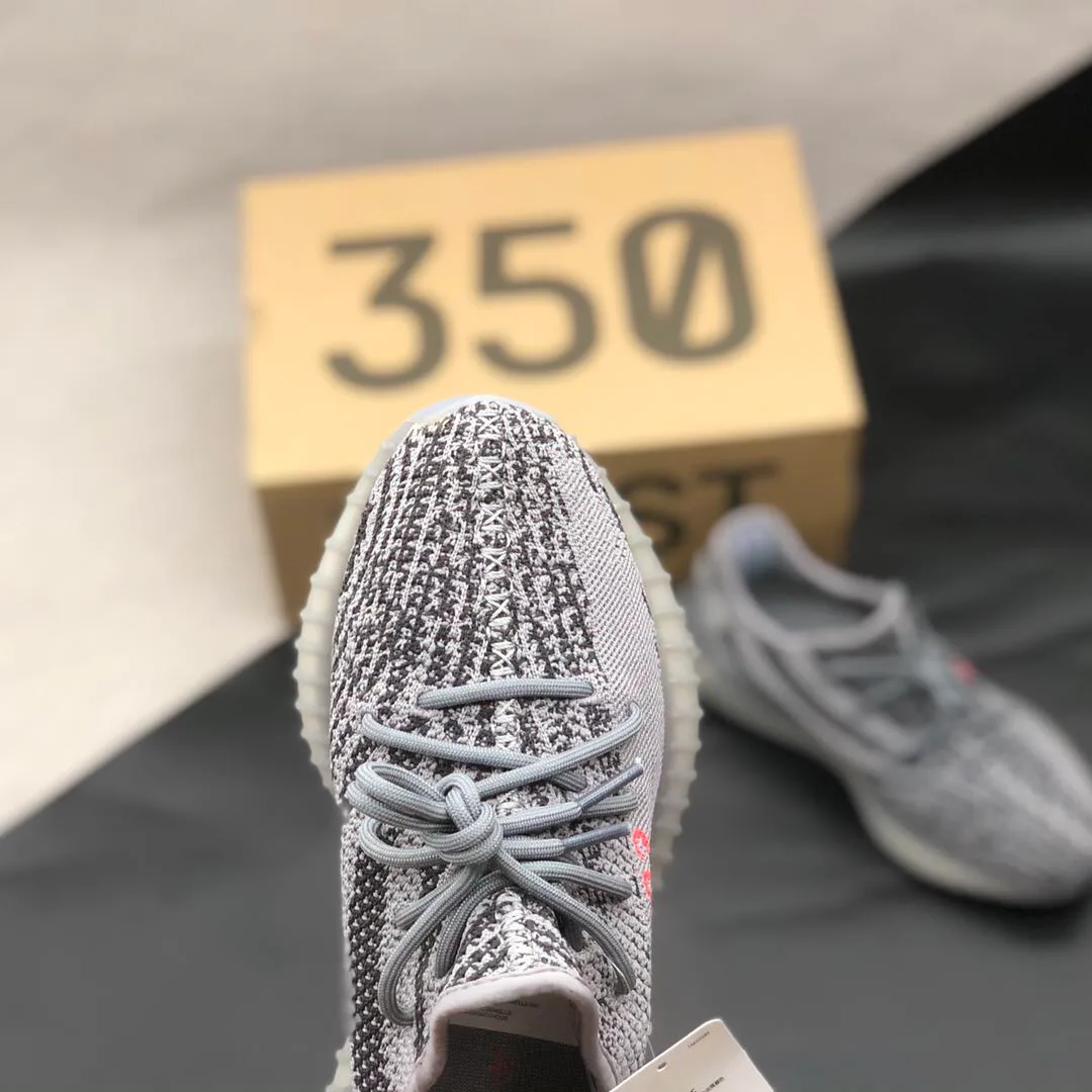 Women's Sneakers YEEZY 17388164