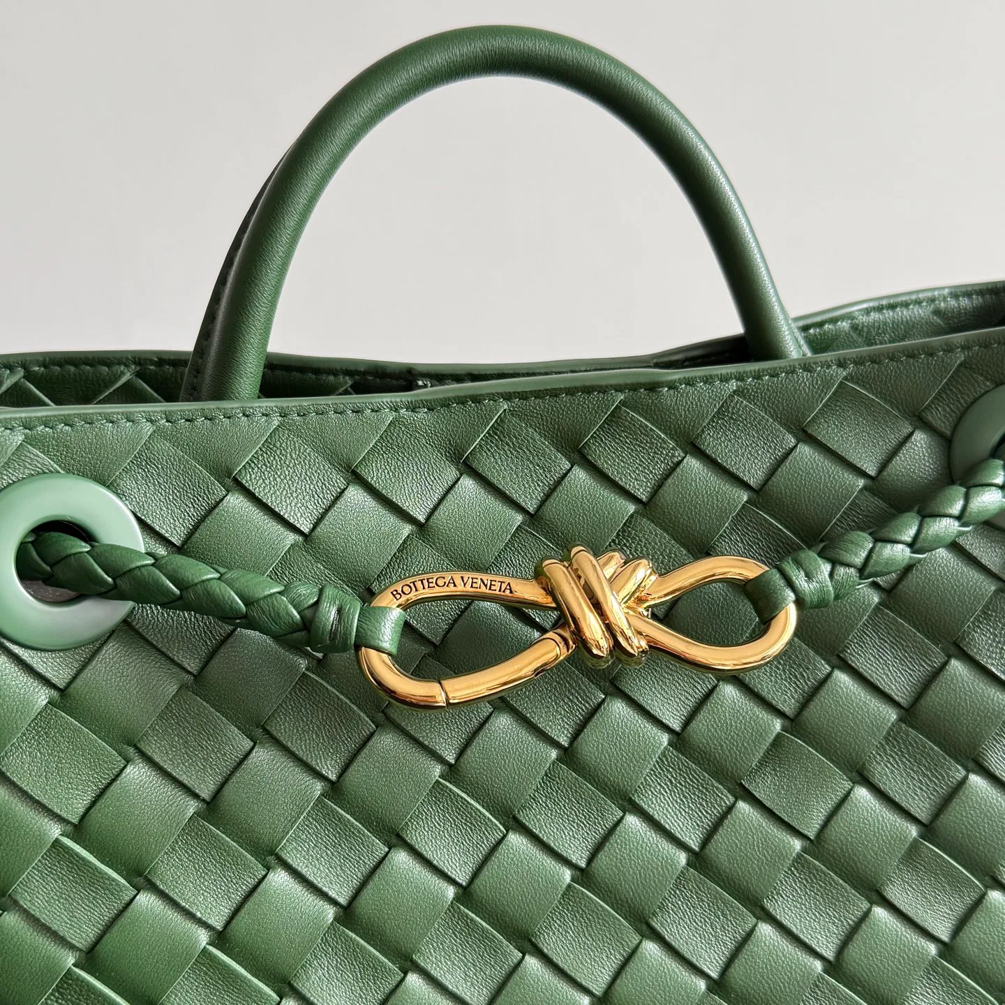 Women's Classic Handbags BOTTEGA VENETA 18367482