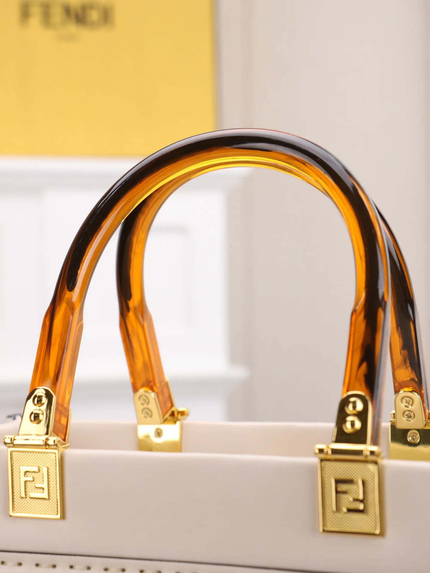 Women's Classic Handbags FENDI 18005131