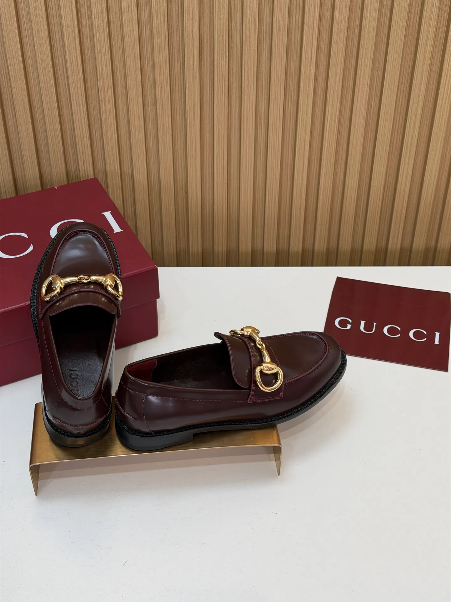 Women's Loafers And Moccasins GUCCI 18152943