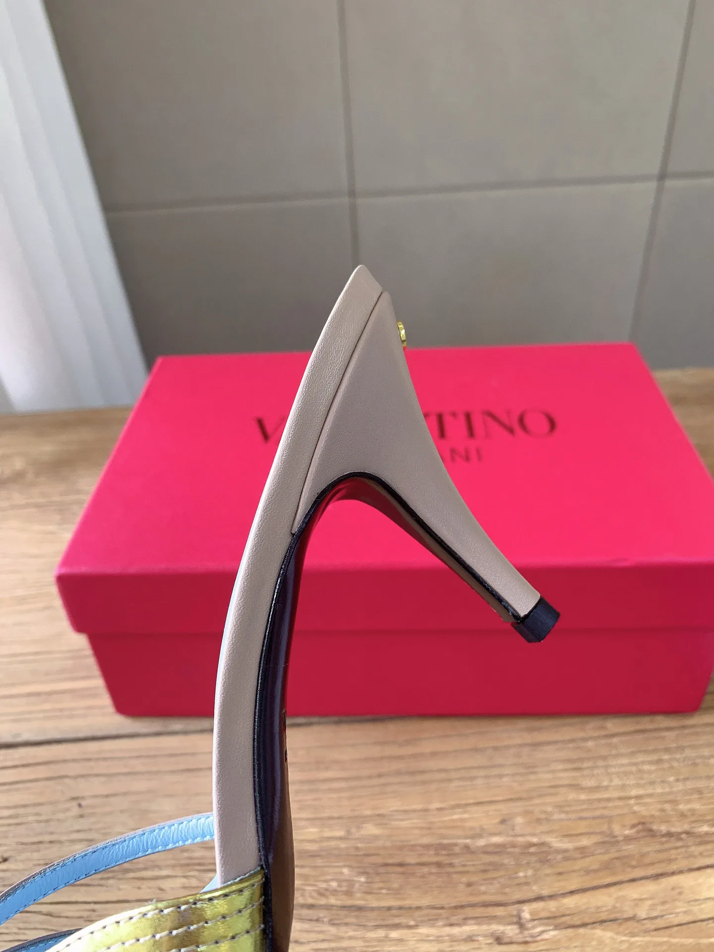 Women's Heels VALENTINO 16942002