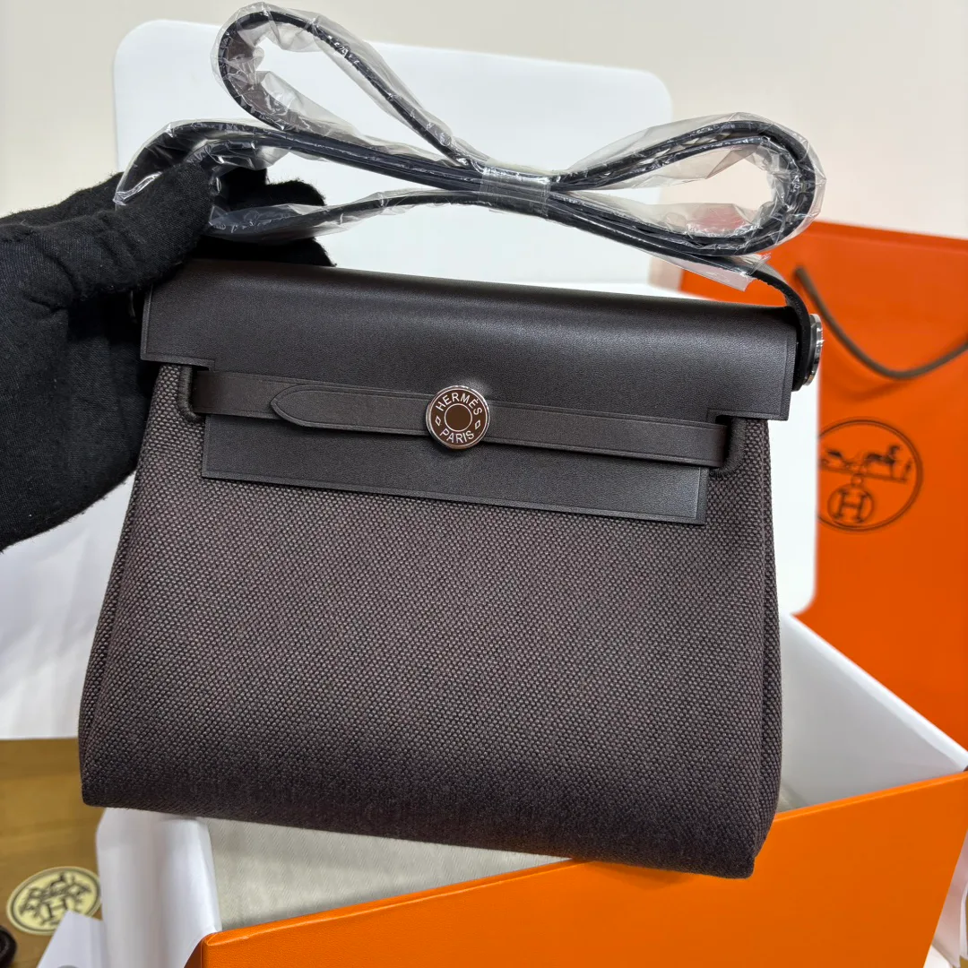 Women's Classic Handbags HERMES 18394501