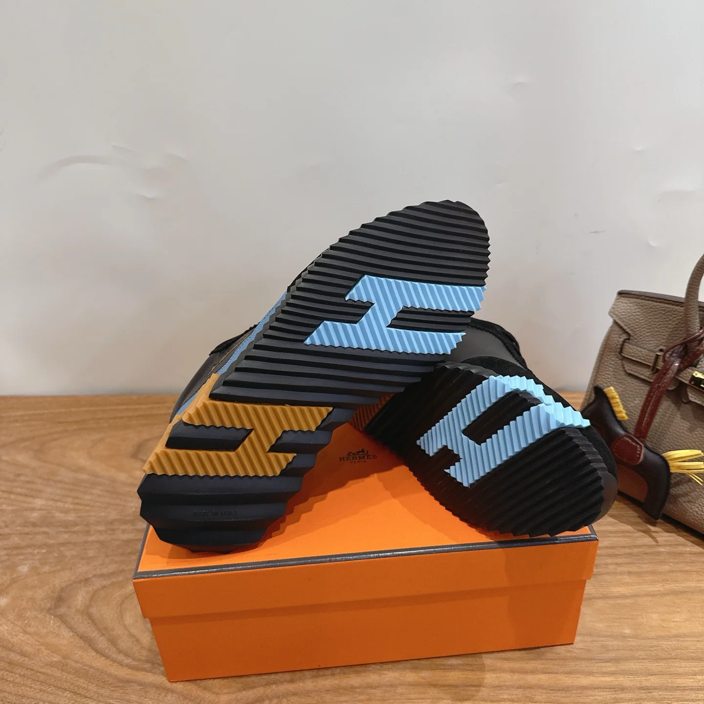 Women's Sneakers HERMES 17414545