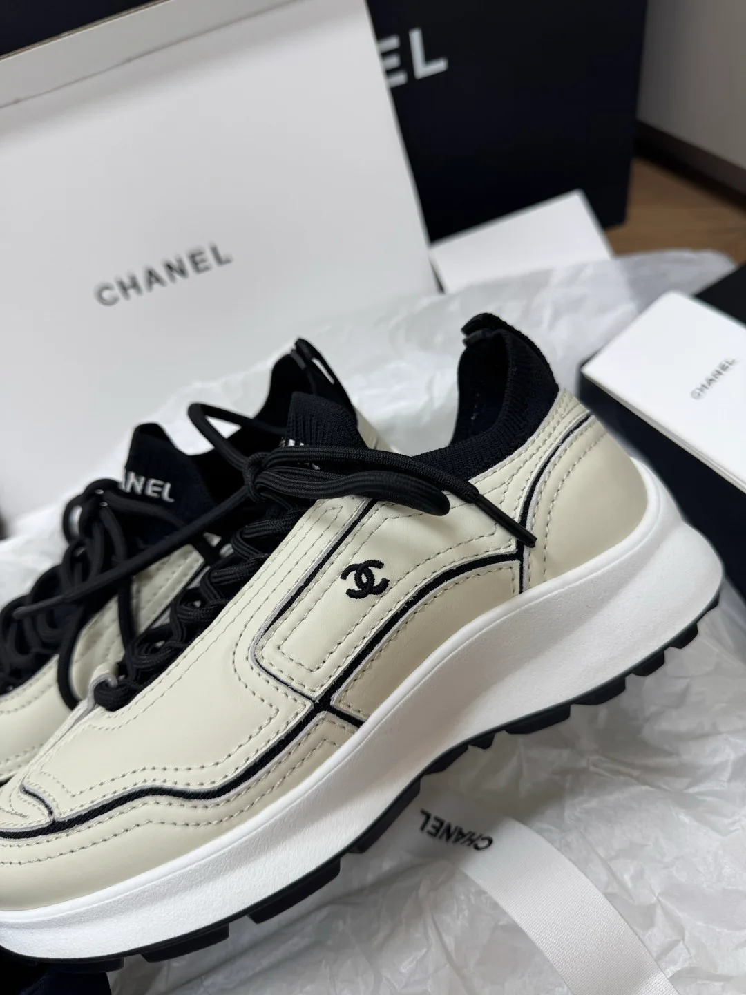 Women's Sneakers CHANEL 17418273