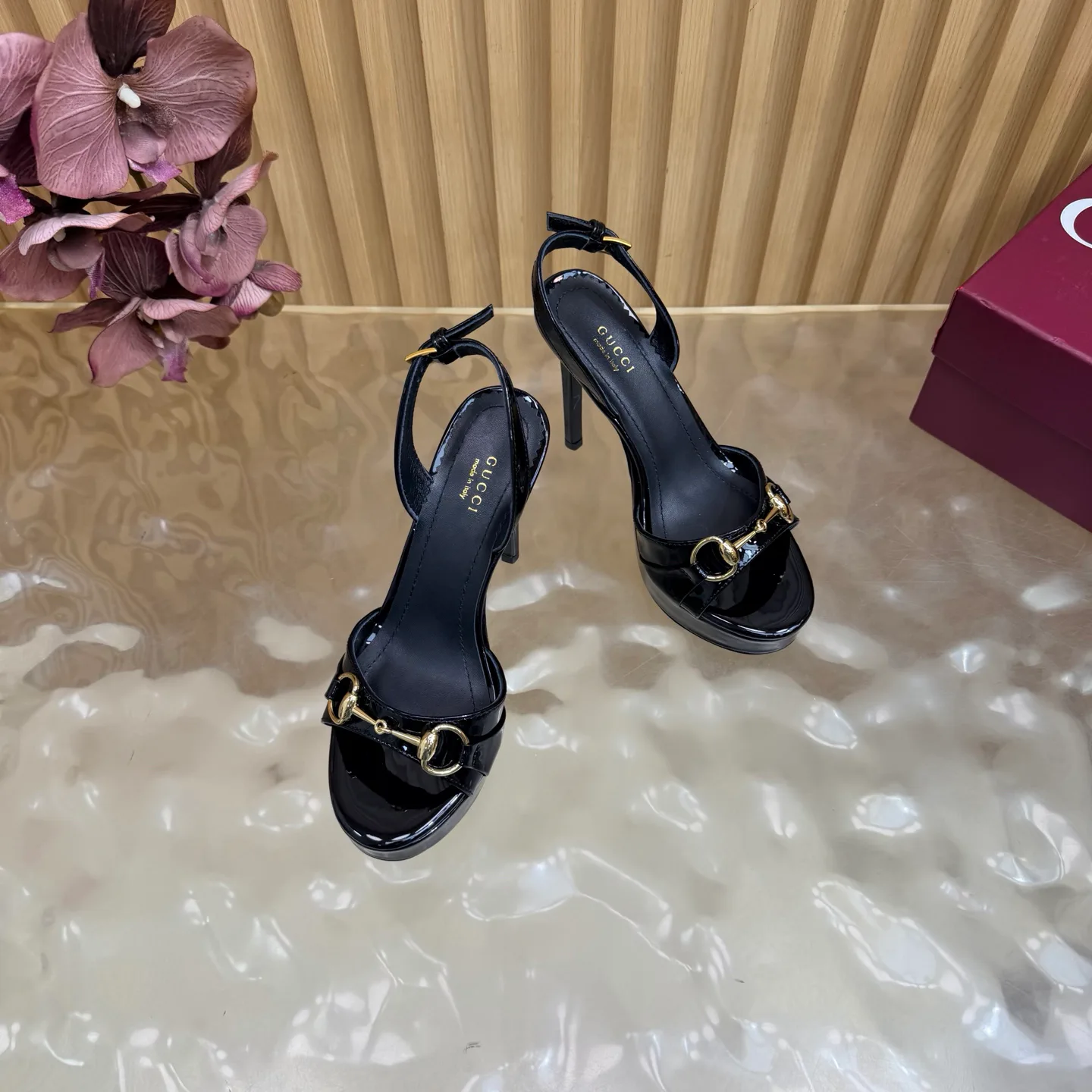 Women's Open-Toe Sandals GUCCI 17448811