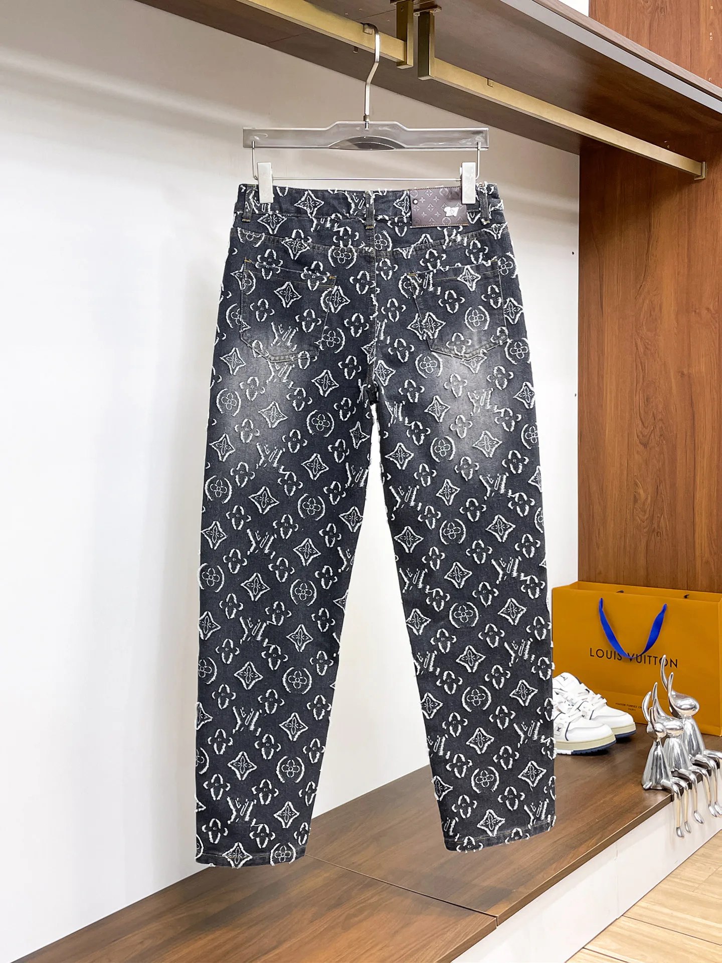 Men's Jeans LOUIS VUITTON 18345648