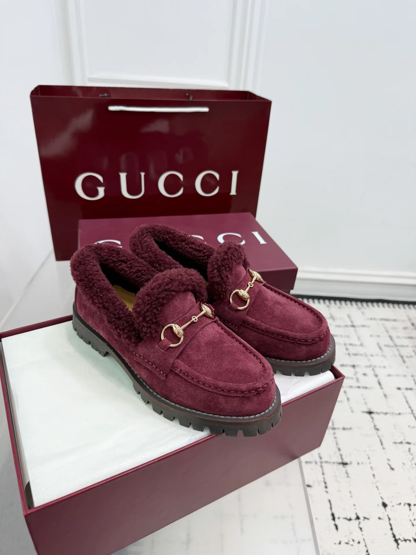 Women's Loafers And Moccasins GUCCI 18393492