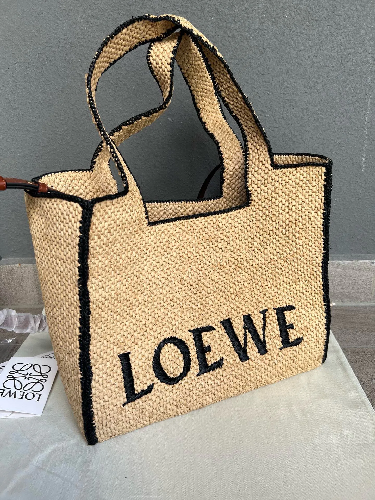 Women's Classic Handbags LOEWE 17673876