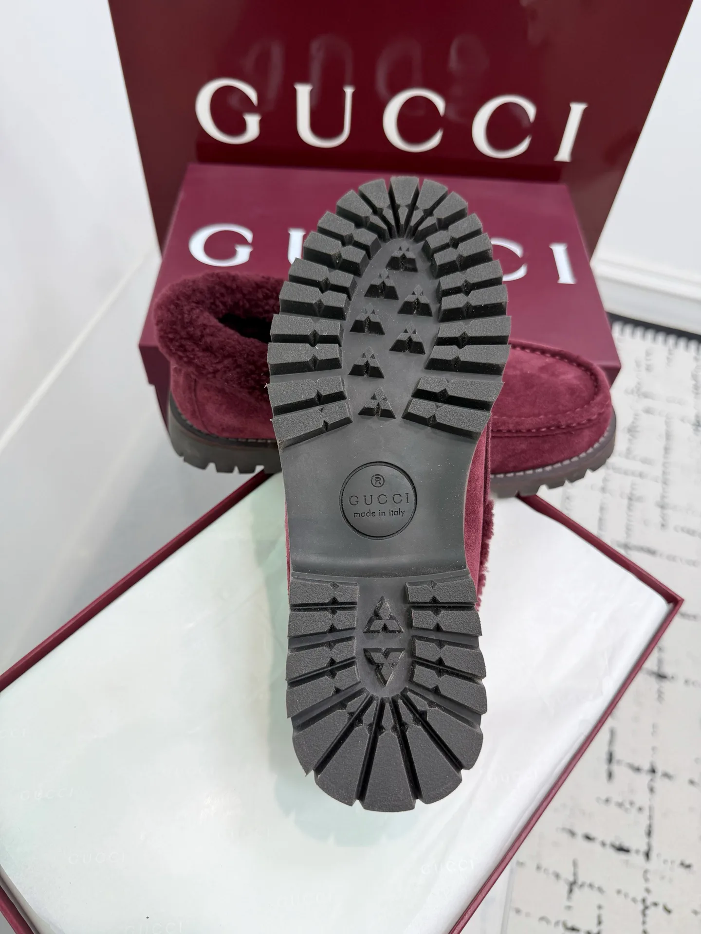 Women's Loafers And Moccasins GUCCI 18393492