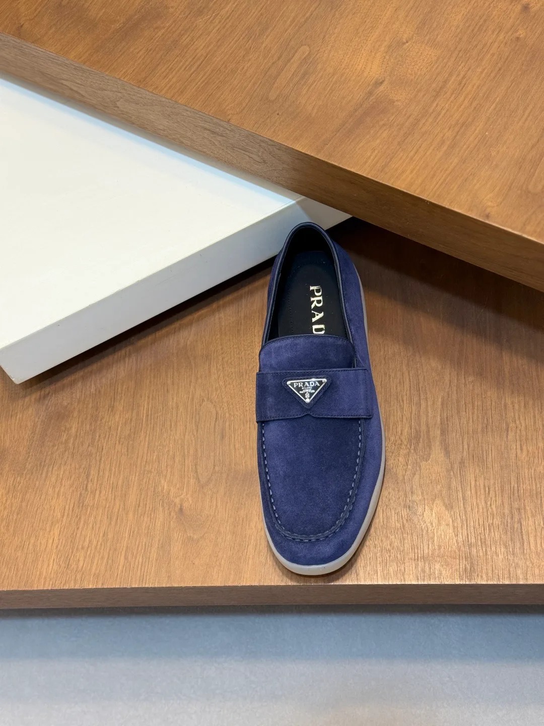 Men's Loafers And Dress Shoes PRADA 18100291