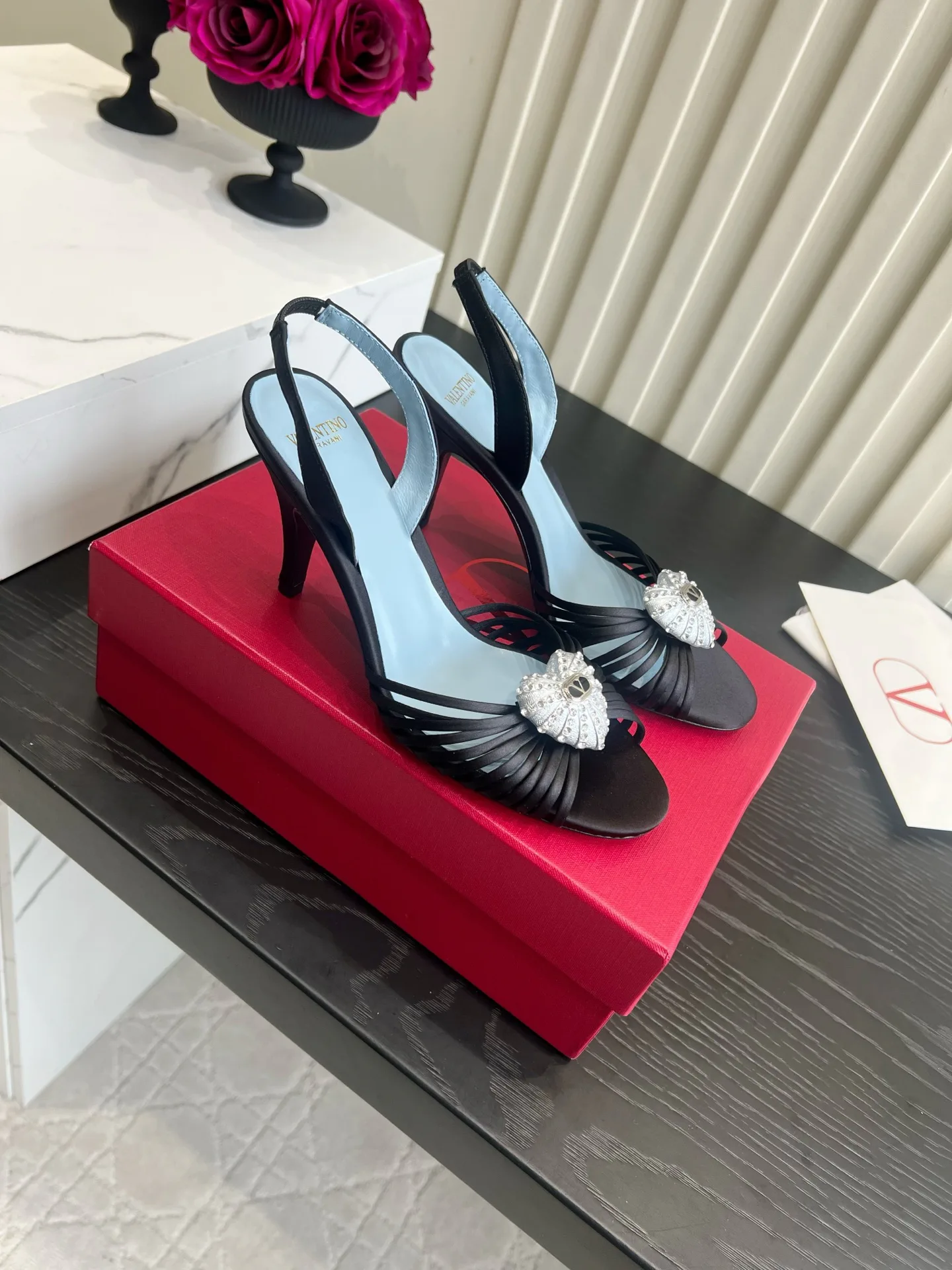 Women's Open-Toe Sandals VALENTINO 18322866