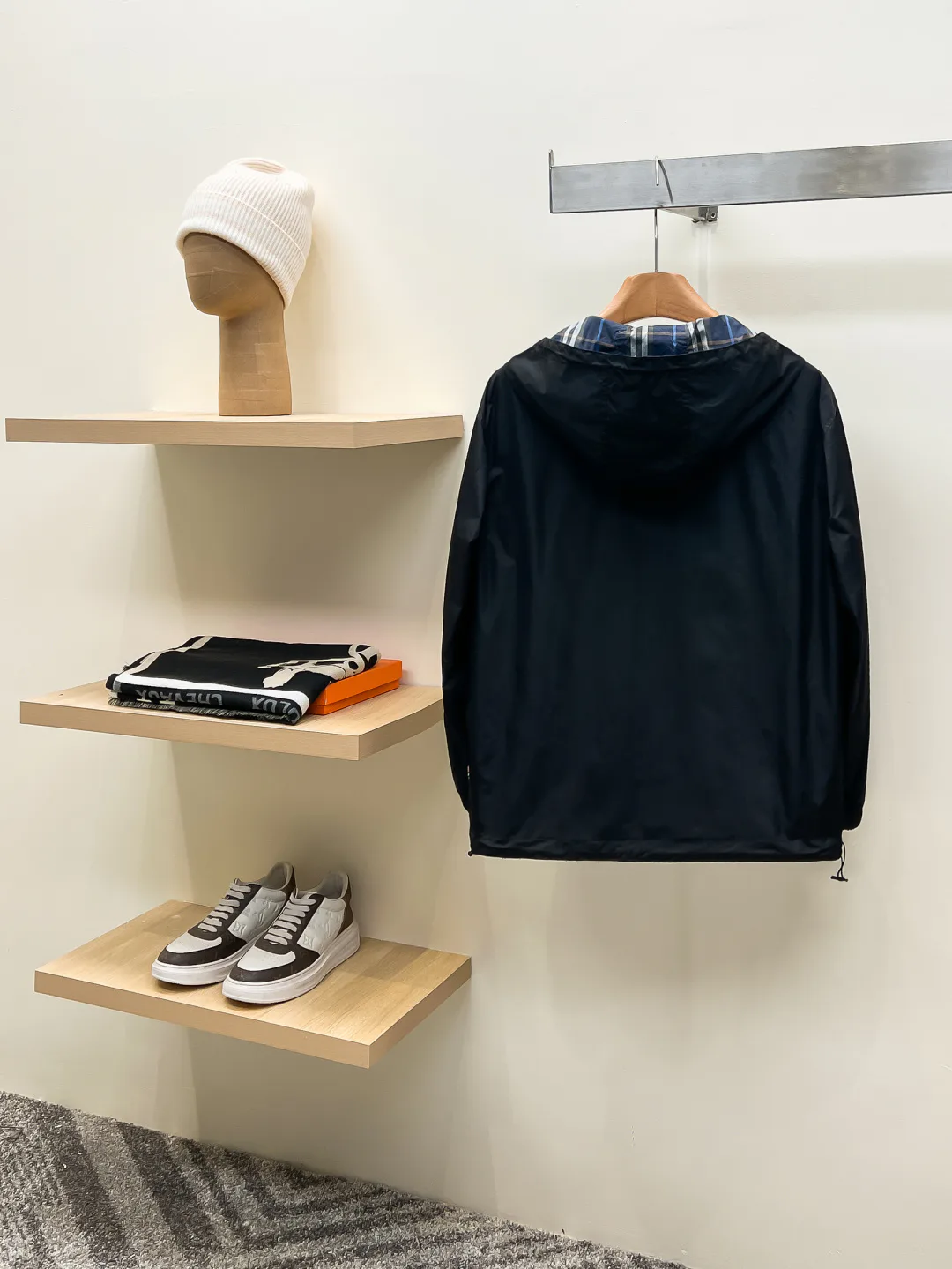 Men's Jackets And Down Jackets BURBERRY 18499067