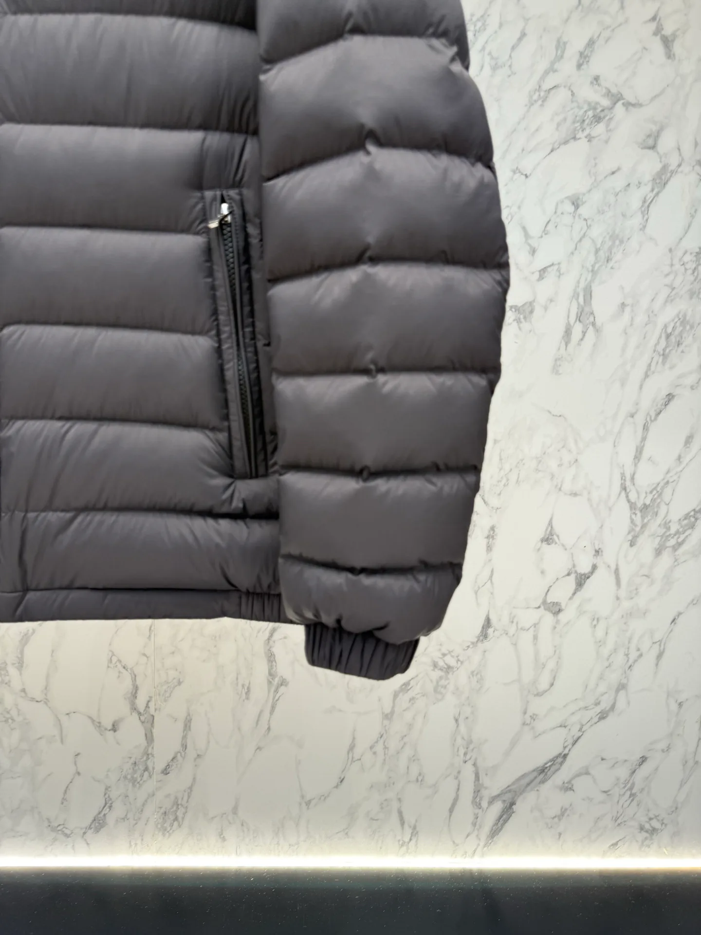 Куртки И Пуховики Мужские Moncler 18681322