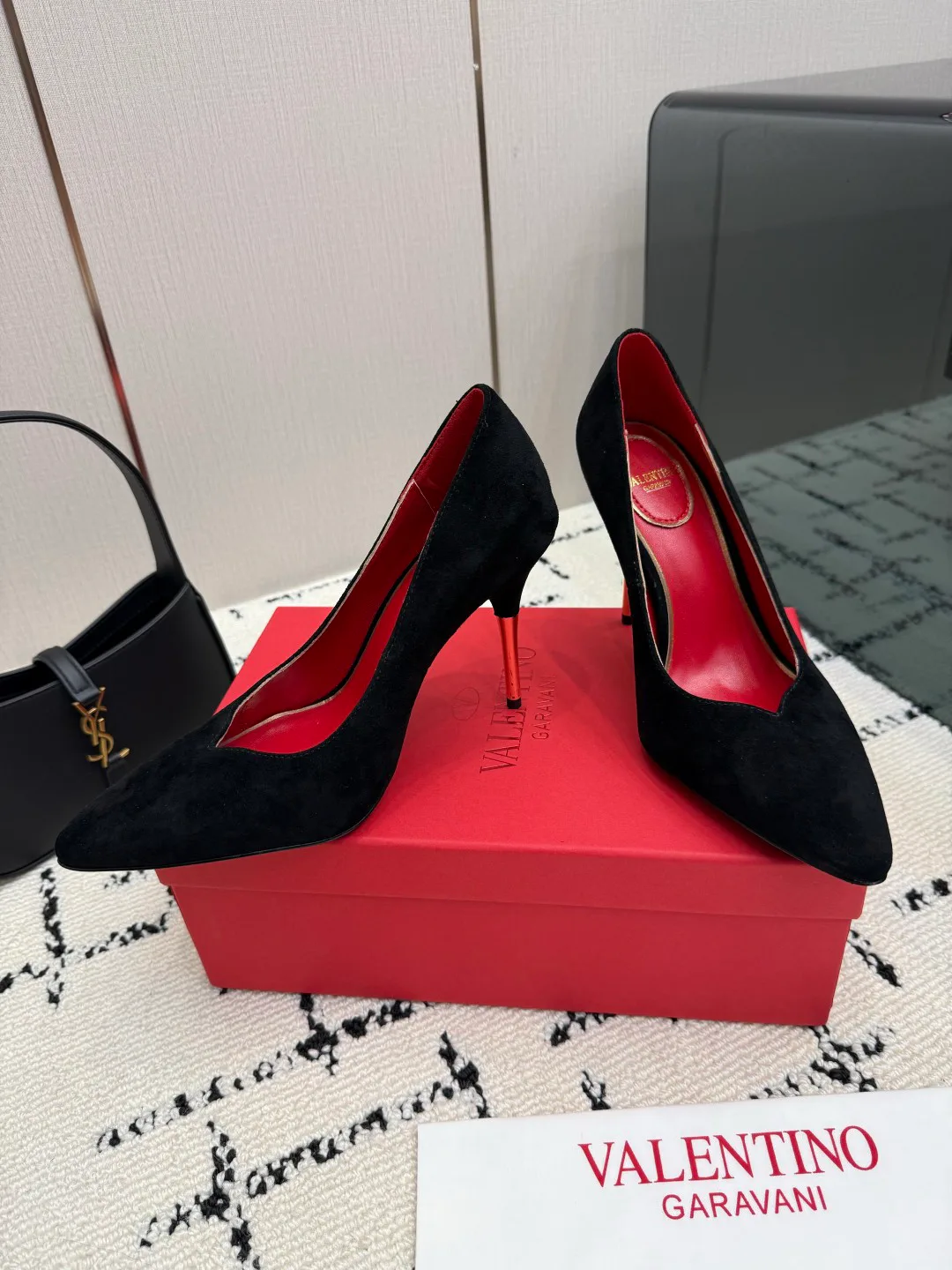 Women's Heels VALENTINO 18049016