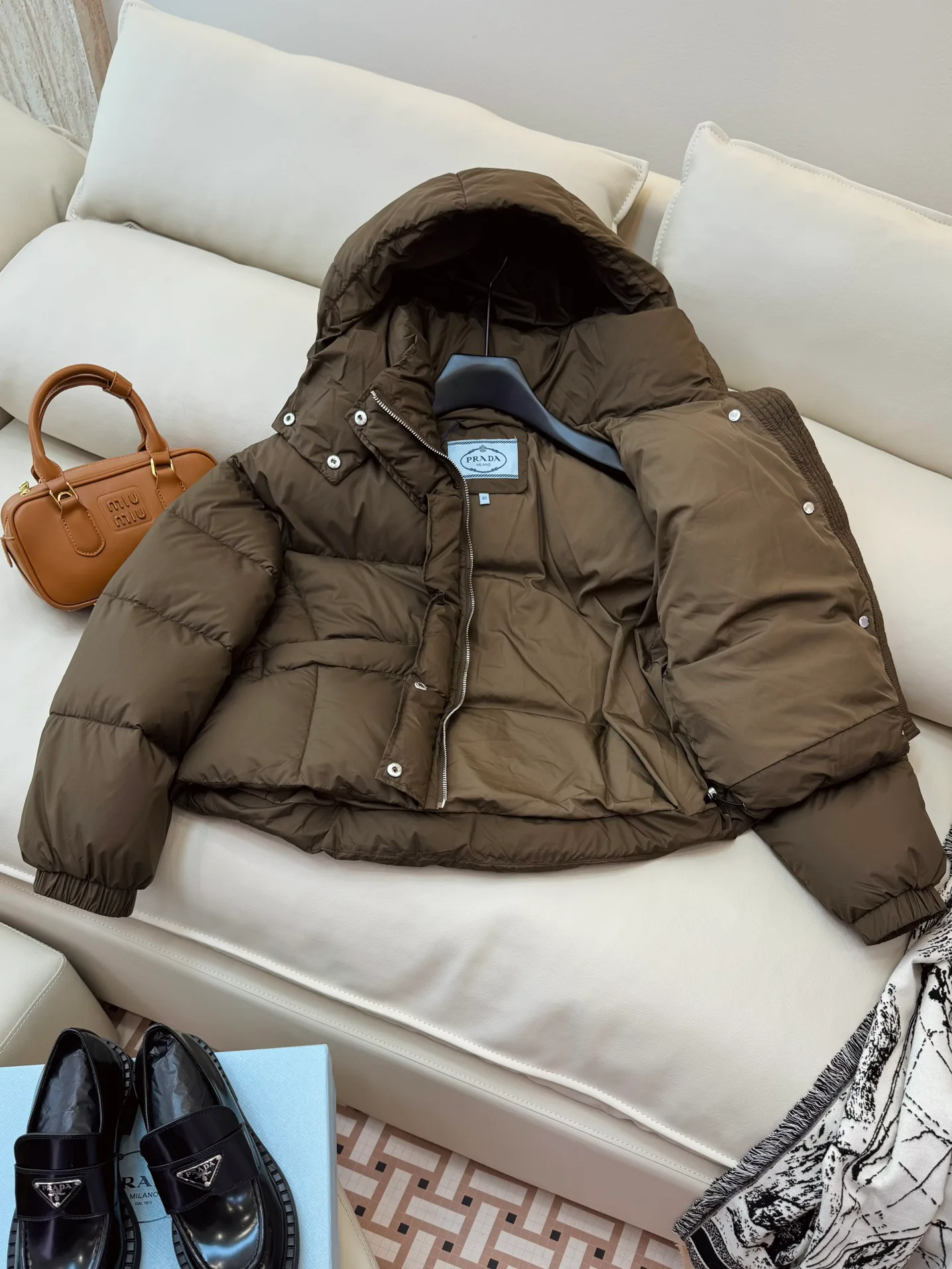 Women's Jackets And Down Jackets PRADA 17910128