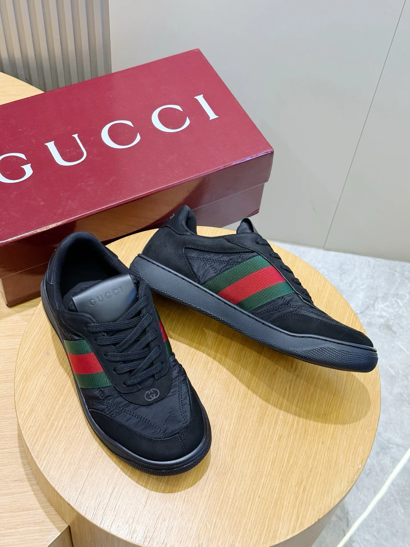 Men's Sneakers GUCCI 18100918
