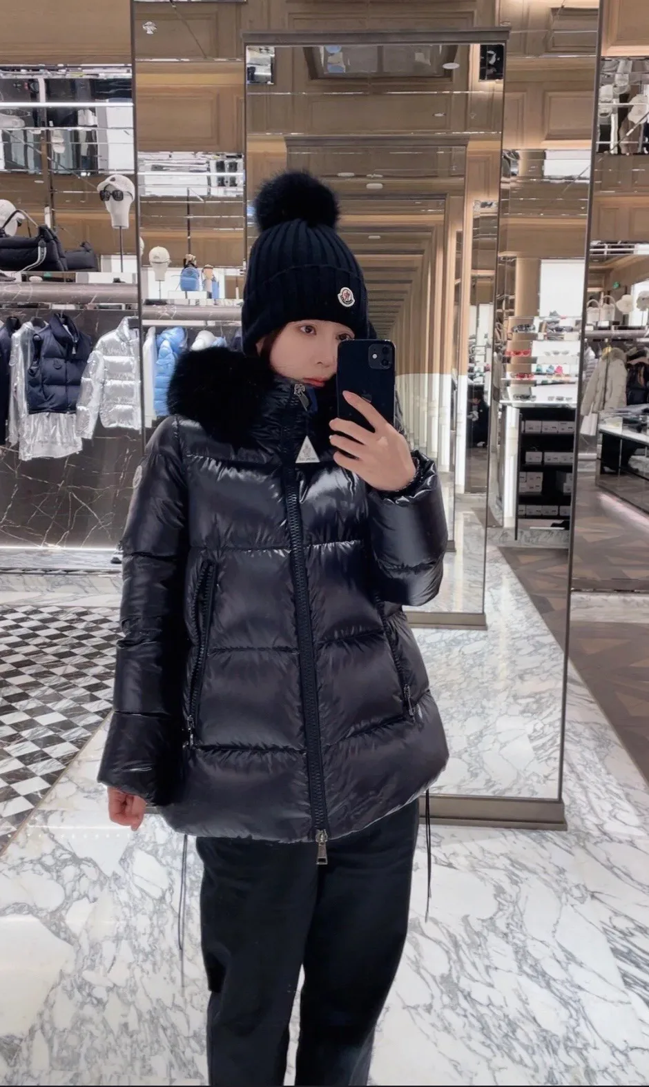 Куртки И Пуховики Женские Moncler 18606652