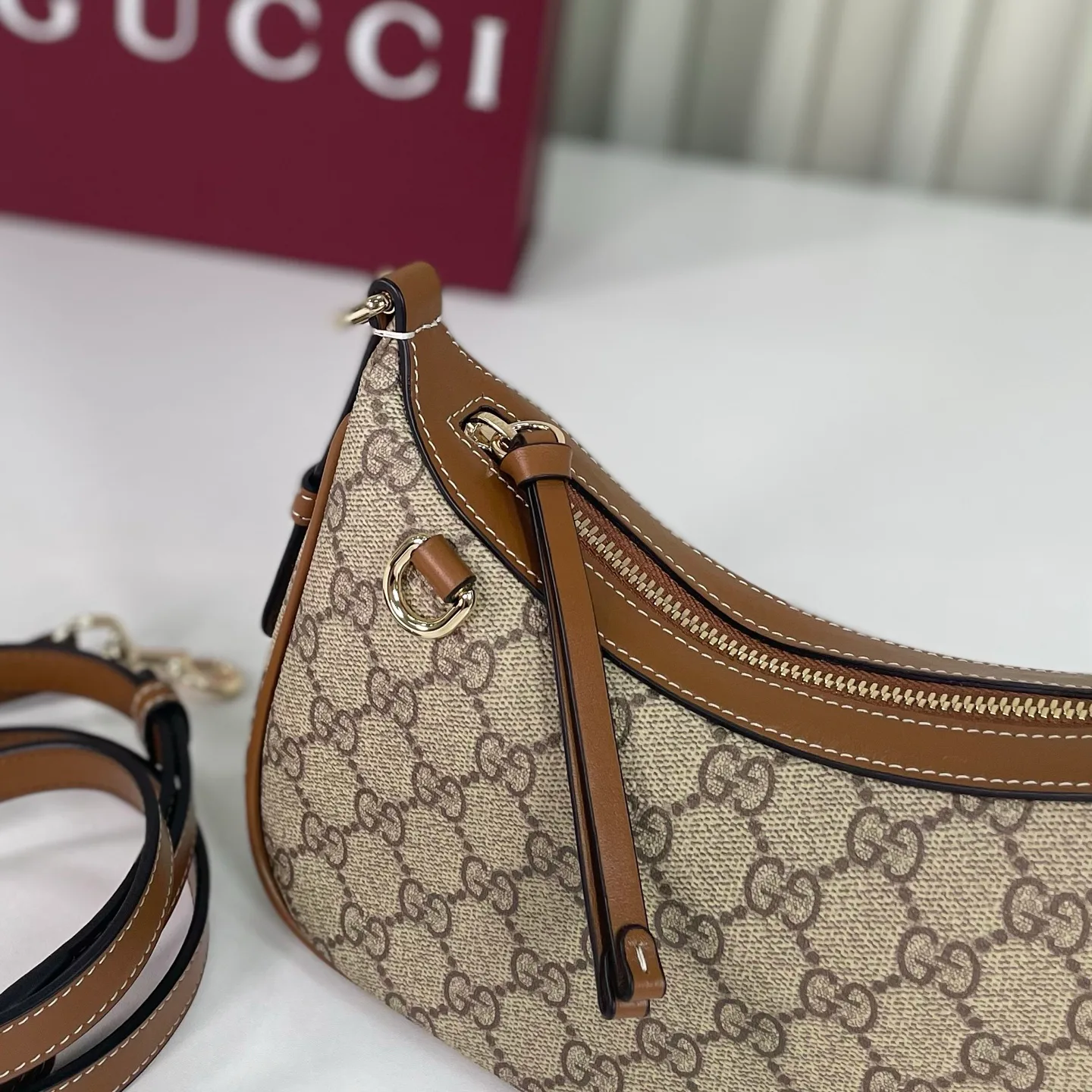 Women's Classic Handbags GUCCI 18210746