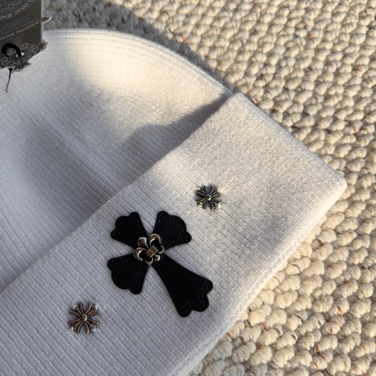 Hats CHROME HEARTS 18450135