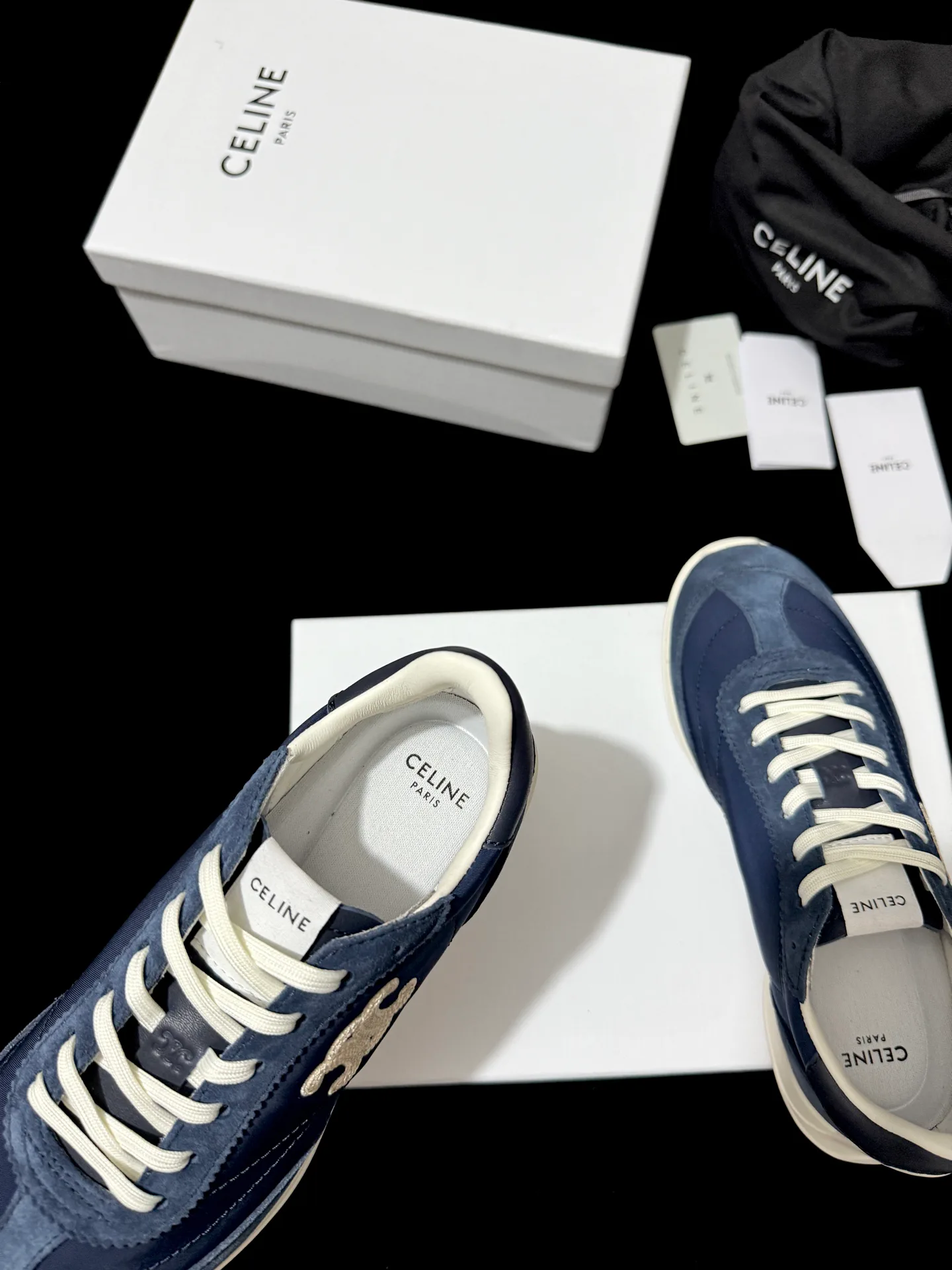 Women's Sneakers CELINE 18110387