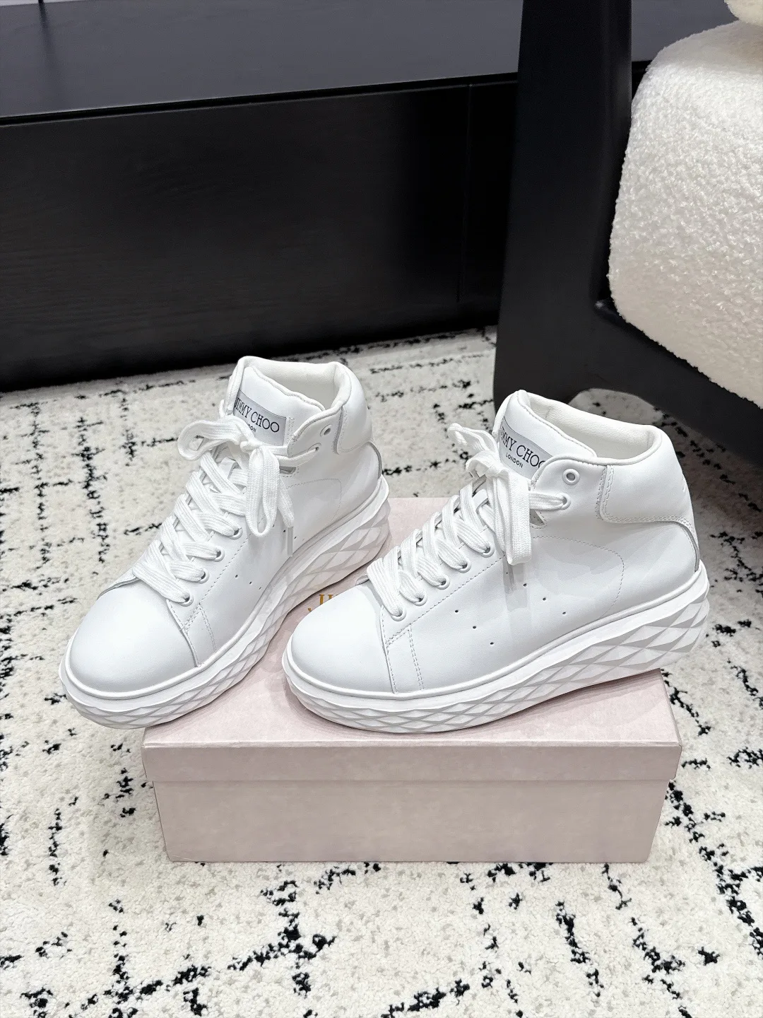 Women's Sneakers JIMMY CHOO 18125172