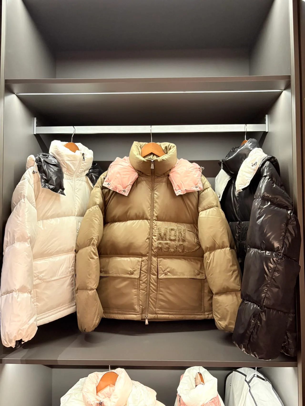 Men's Jackets And Down Jackets MONCLER 18492187