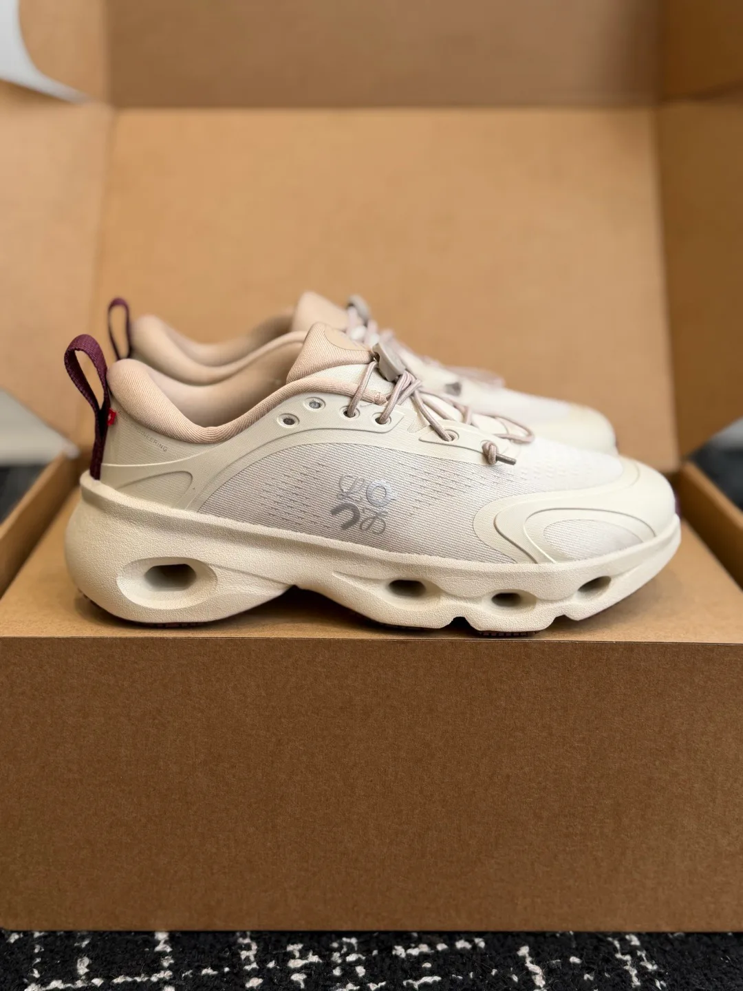Women's Sneakers LOEWE 18139549