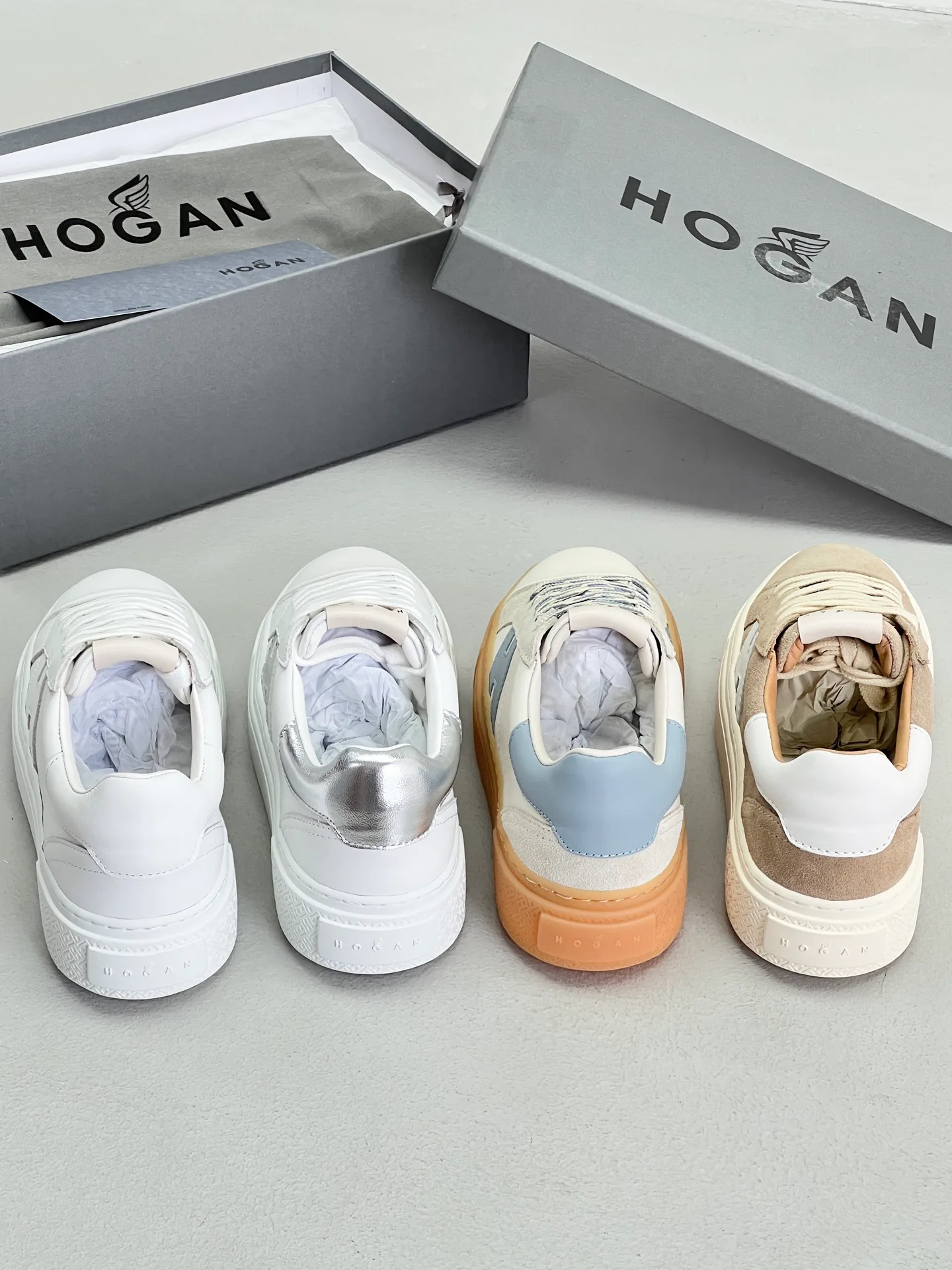 Women's Sneakers HOGAN 17435919
