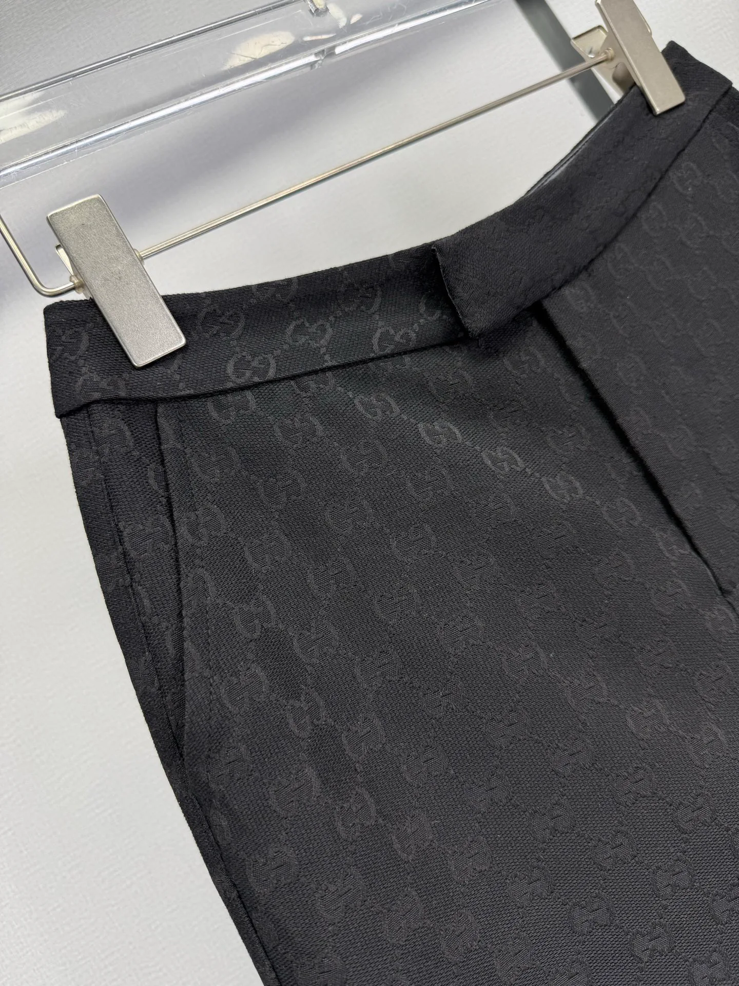 Women's Trousers GUCCI 18022728