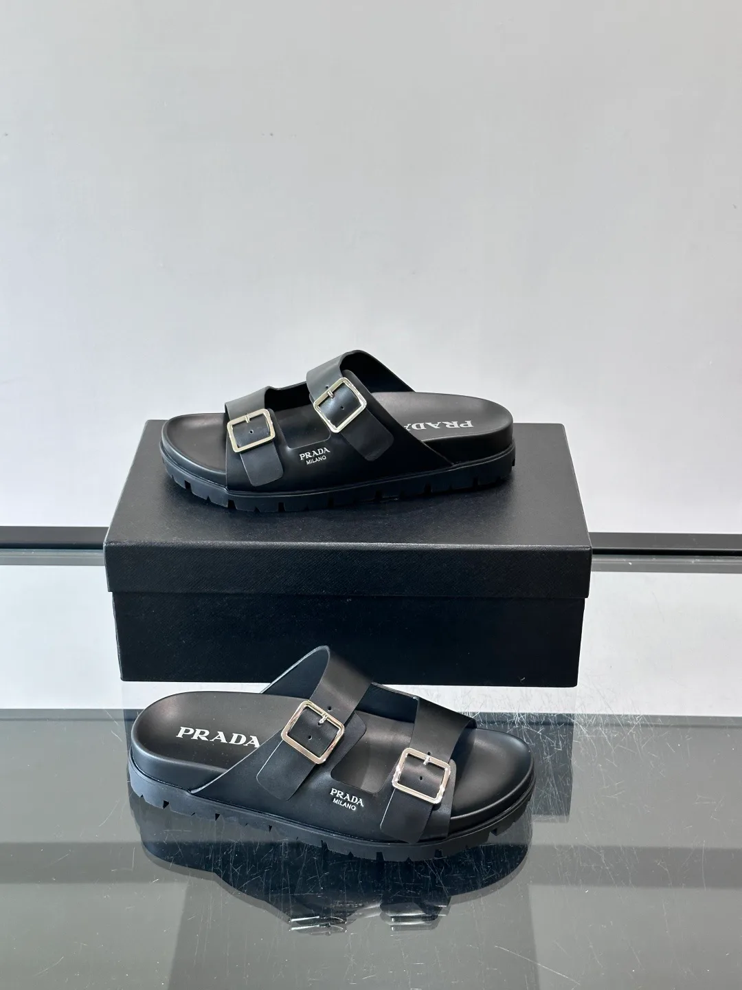 Women's Flip-Flops PRADA 17689200