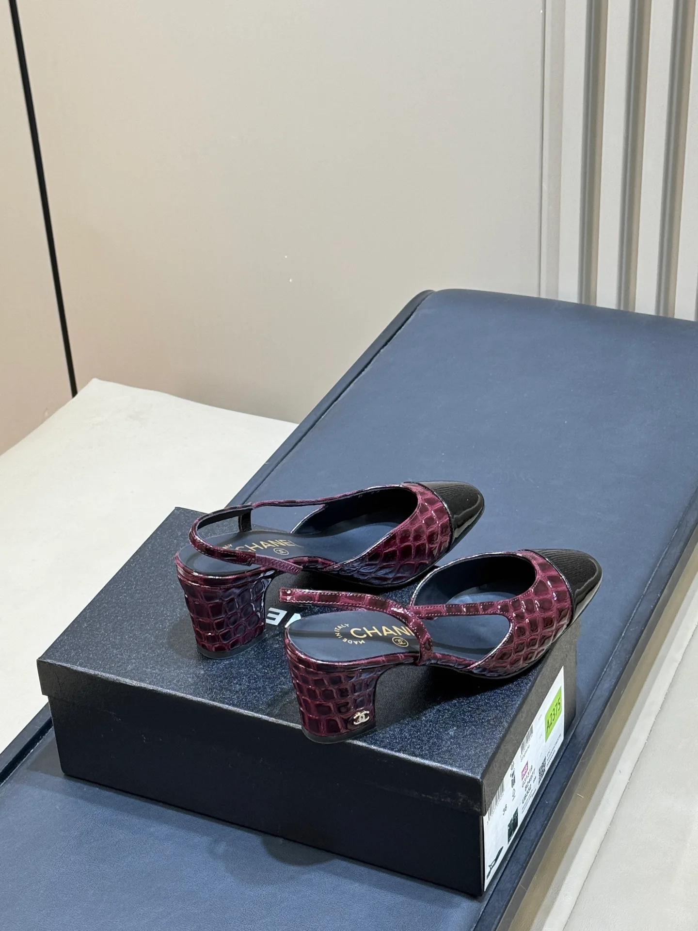 Women's Heels CHANEL 18073199