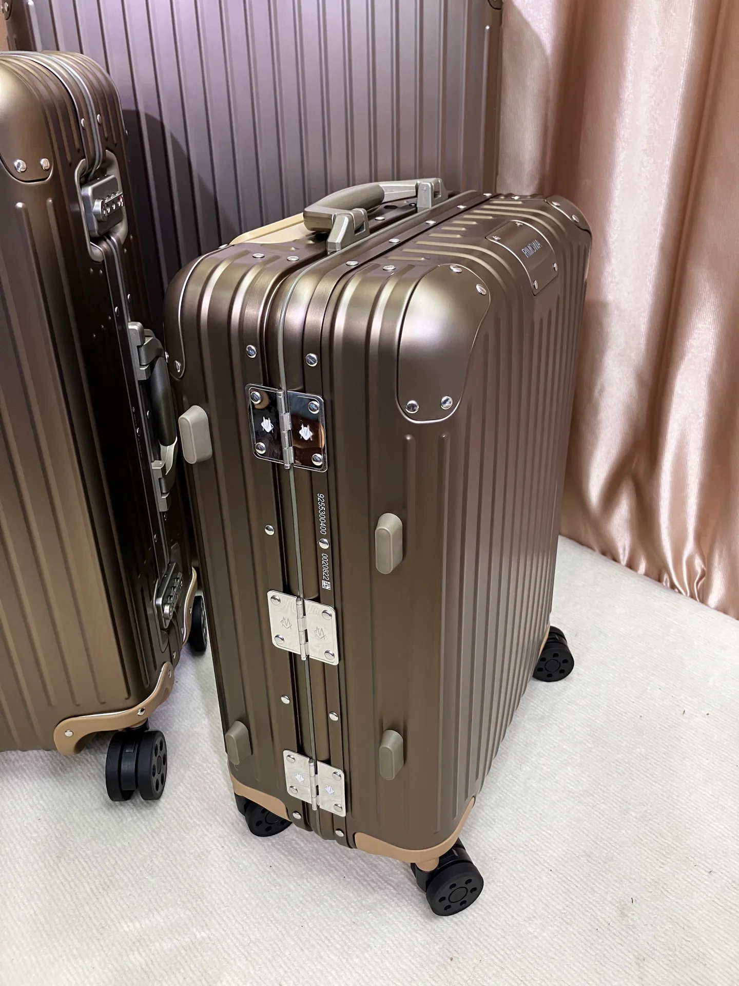 Suitcases RIMOWA 17873066