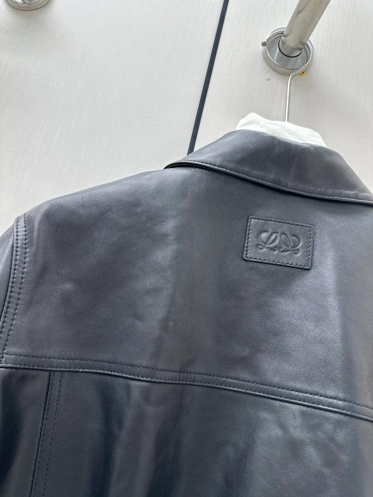 Women's Leather Jackets And Sheepskin Coats LOEWE 18090450