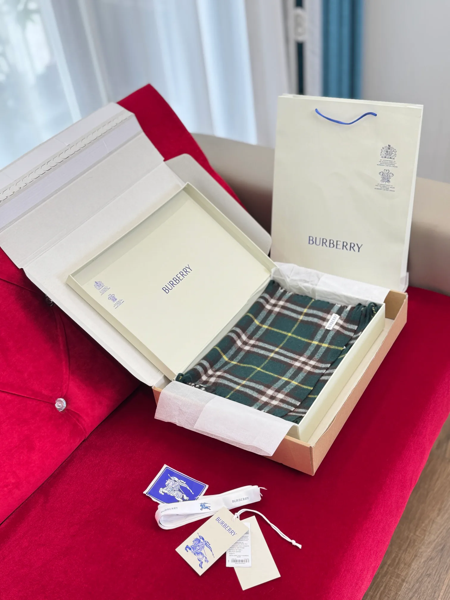 Scarves BURBERRY 18287475