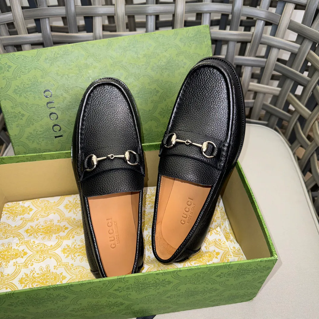Men's Loafers And Dress Shoes GUCCI 17576629