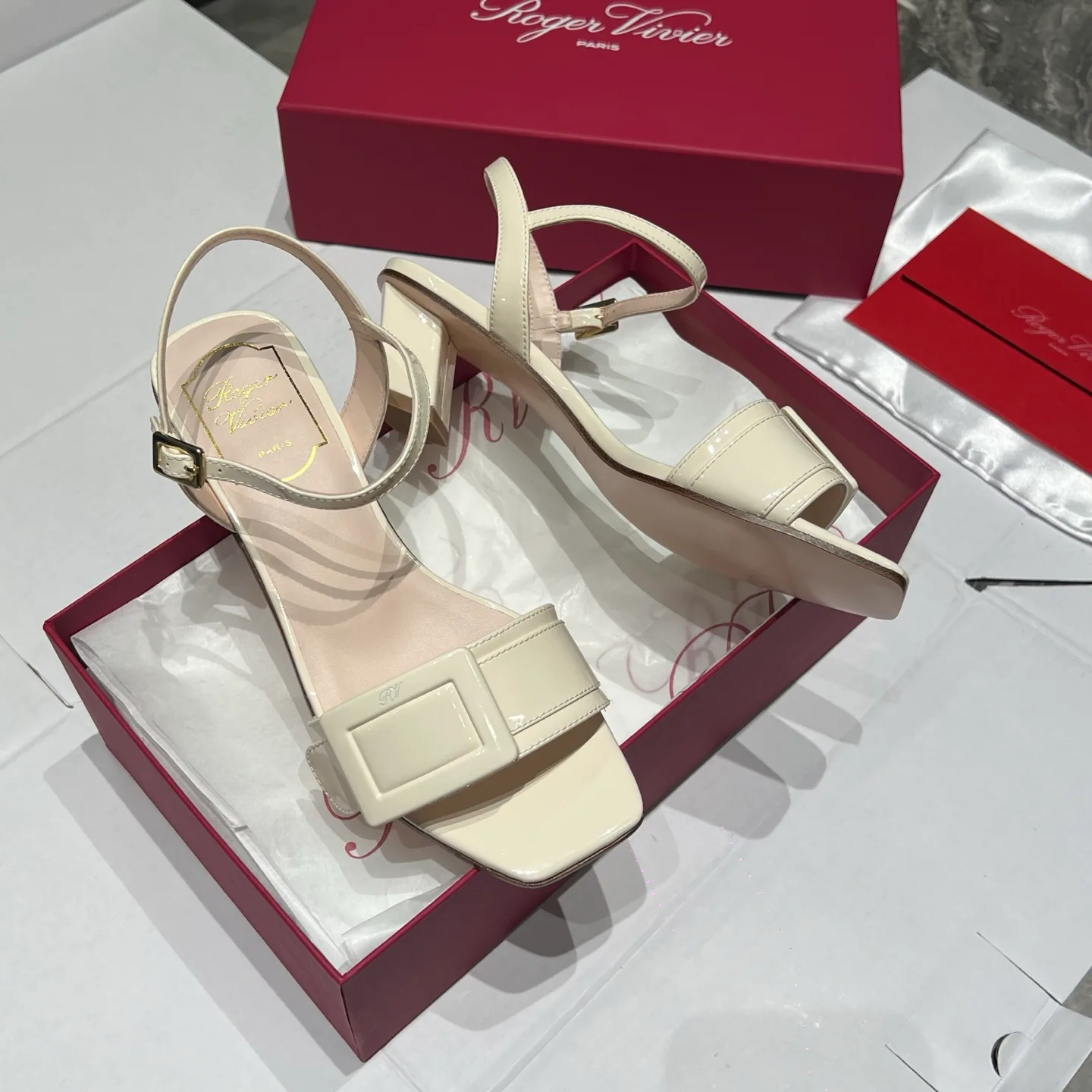Women's Open-Toe Sandals ROGER VIVIER 17291902