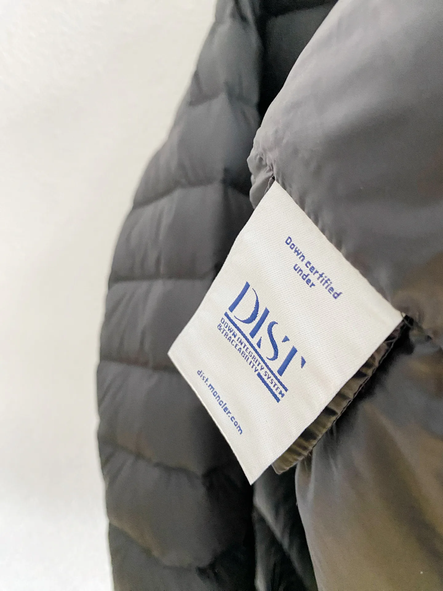 Men's Jackets And Down Jackets MONCLER 17952041