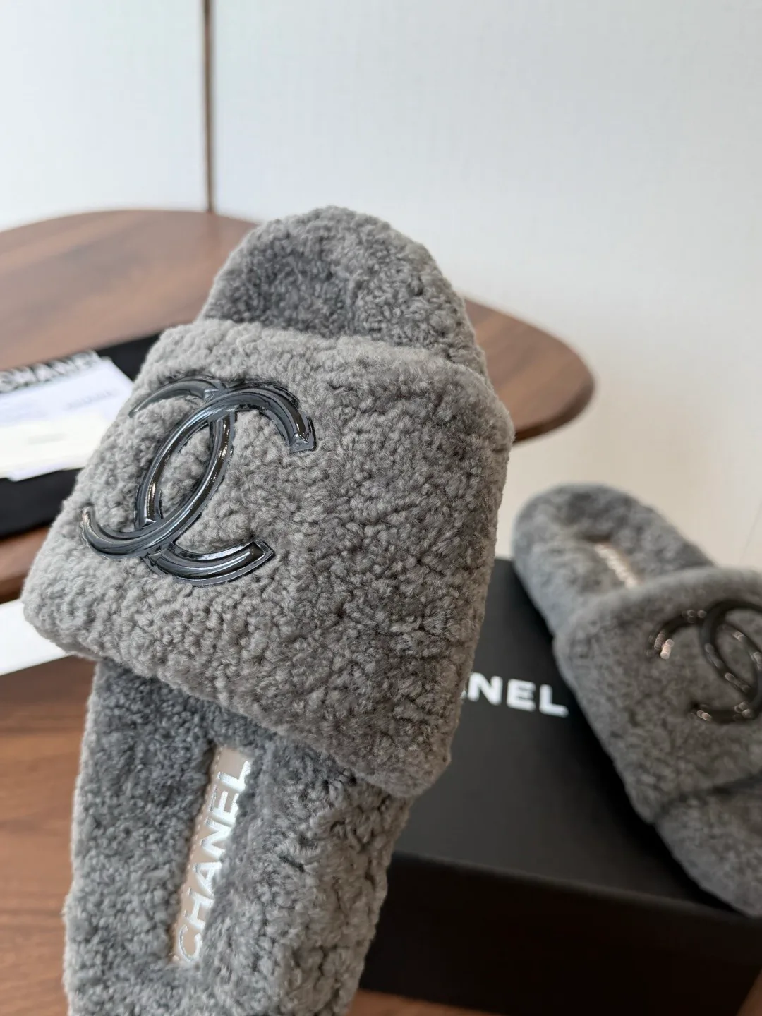 Women's Slippers CHANEL 18357265