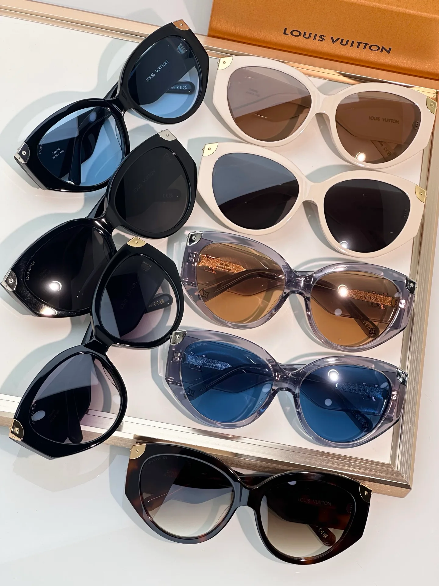 Glasses LOUIS VUITTON 18060389