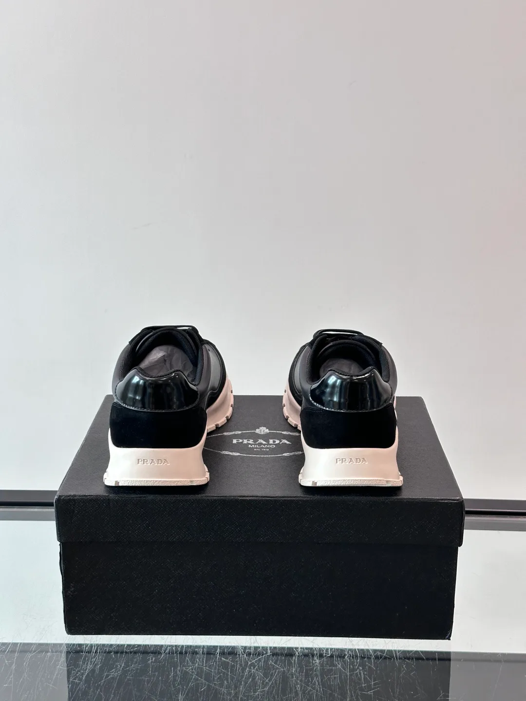 Women's Sneakers PRADA 18500610