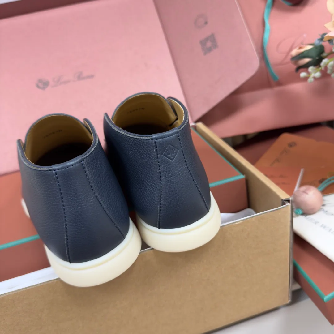 Men's Loafers And Dress Shoes LORO PIANA 18101814