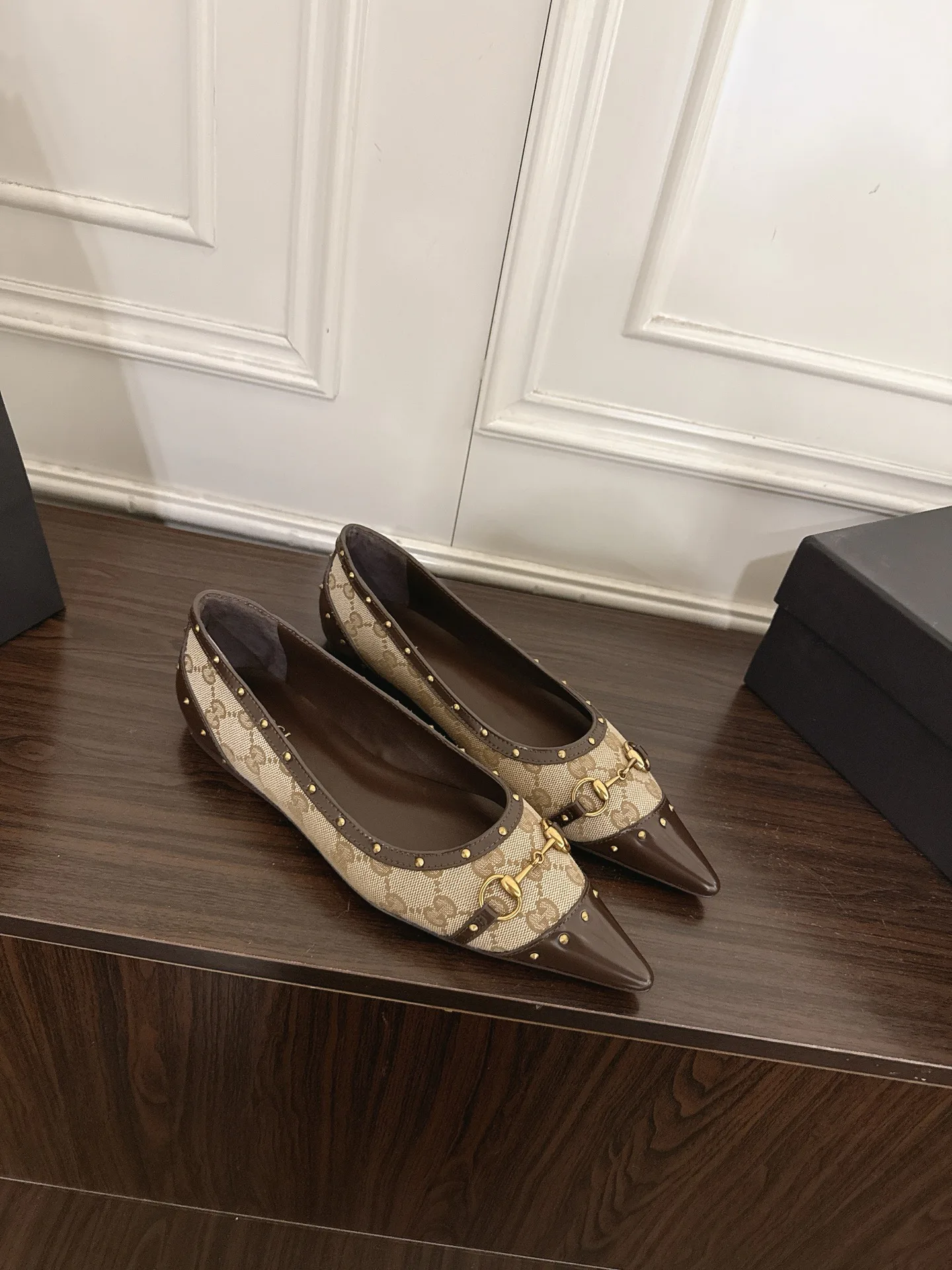 Women's Ballet Flats GUCCI 18135557