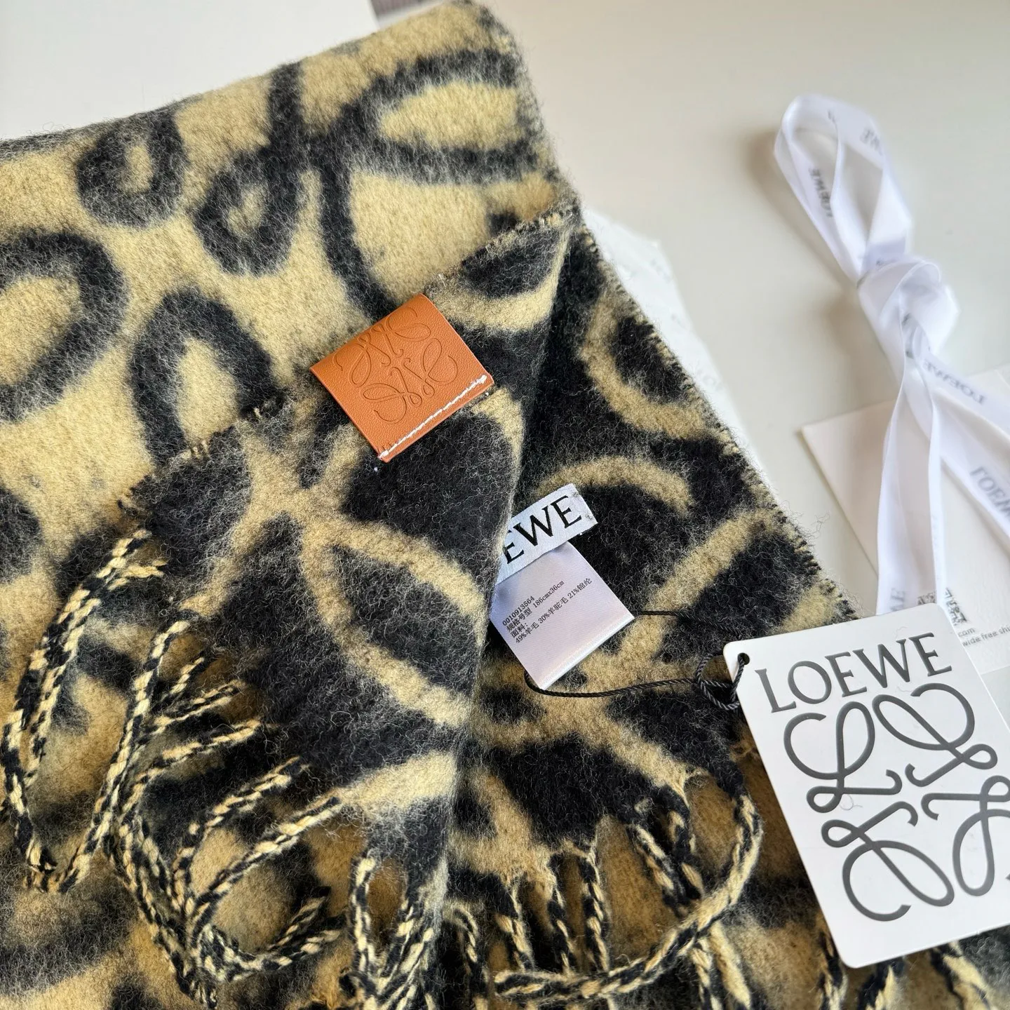 Scarves LOEWE 17901374