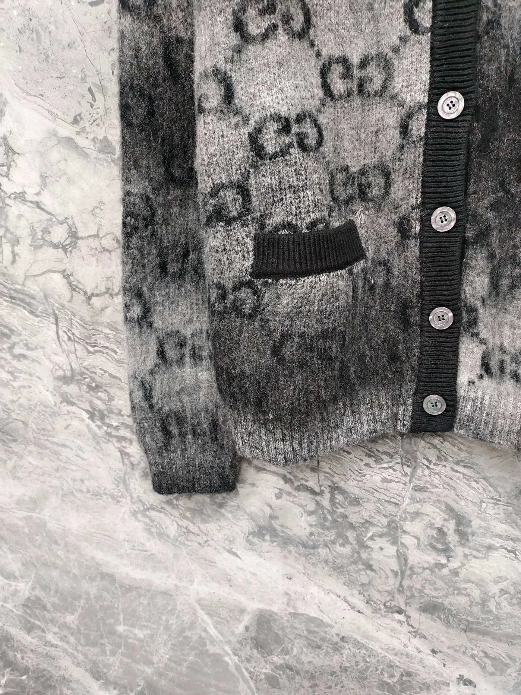 Women's Jumpers And Sweaters GUCCI 18417251