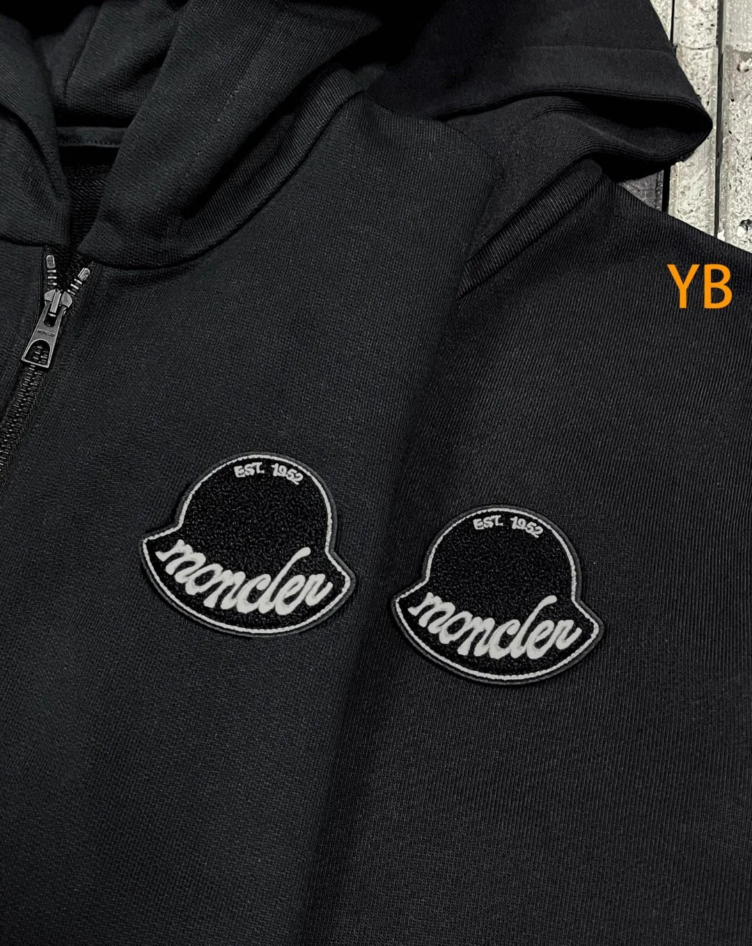 Men's Sweatshirts And Hoodies MONCLER 17571999