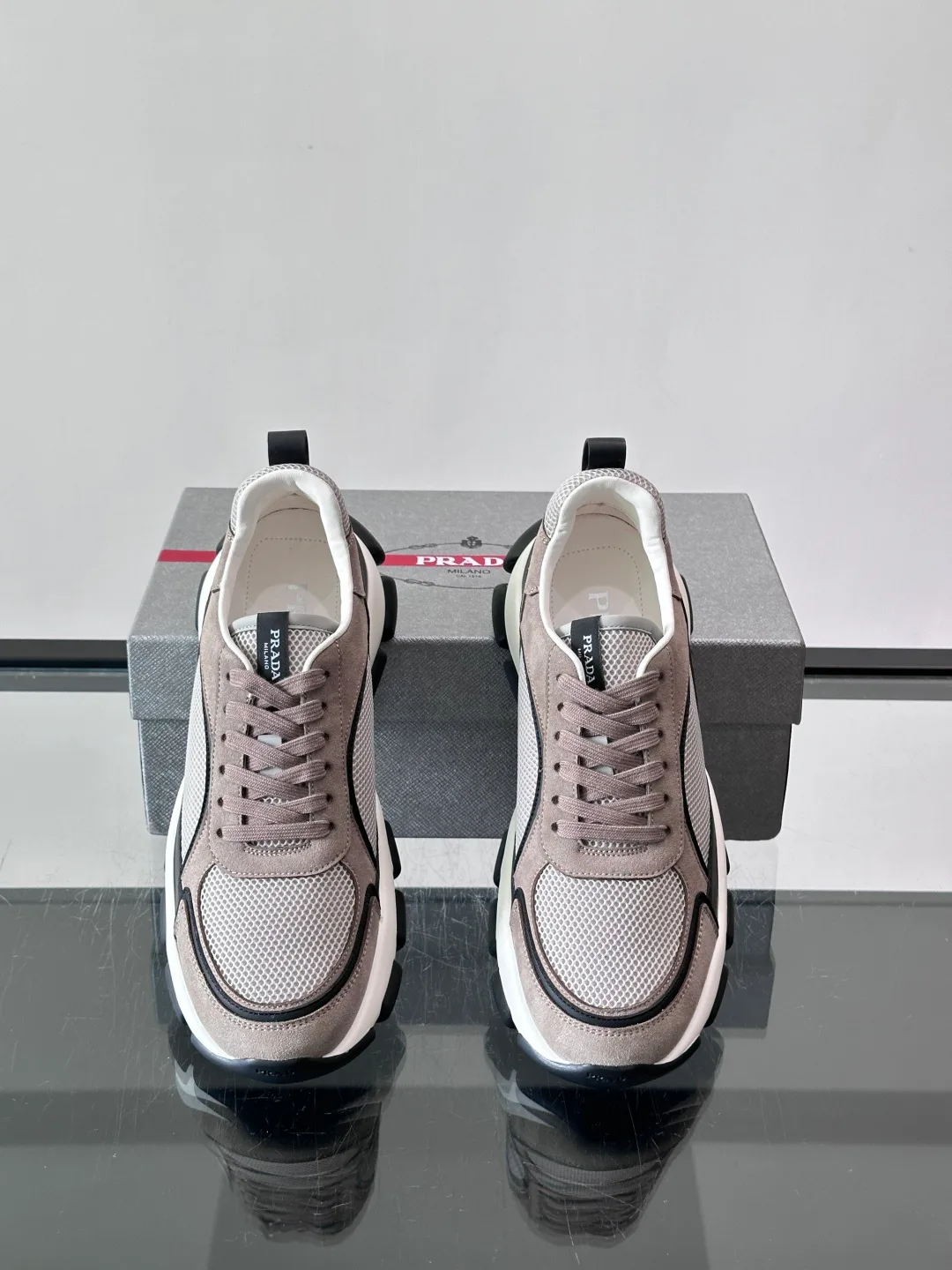 Men's Sneakers PRADA 18102767