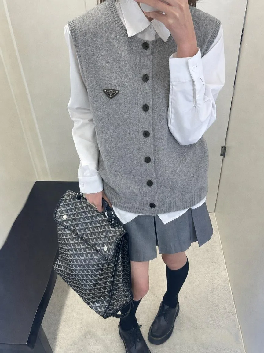 Жилеты Мужские Prada 18589920