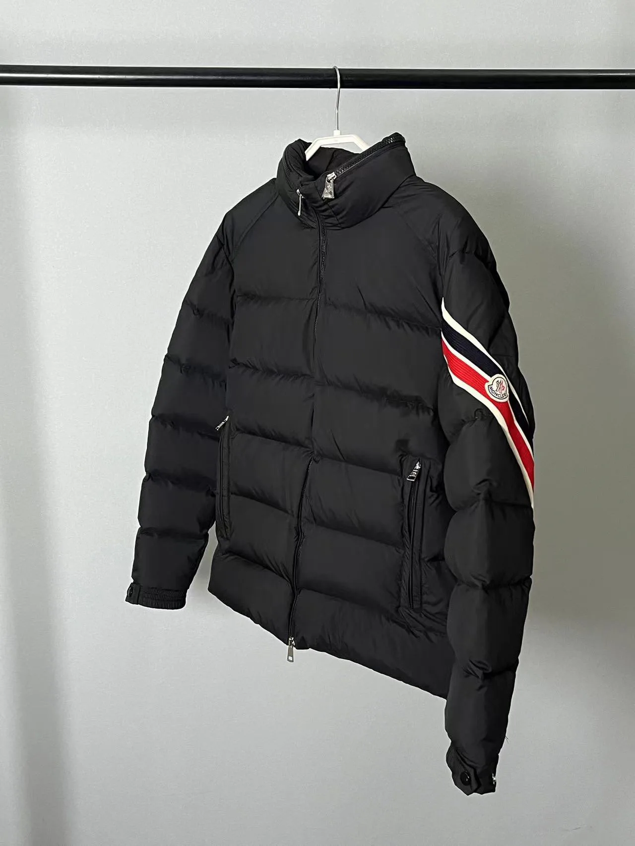 Men's Jackets And Down Jackets MONCLER 18130191